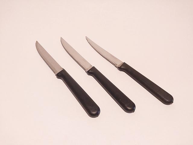 Cuchillos Mango Plástico Negro x 3