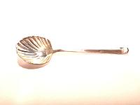 Cucharón De Servicio Estilo Victoriano Plata 117gr 26cm